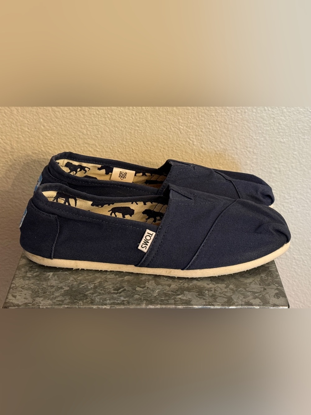Toms Slip-On Canvas Shoes - Navy Blue, Size 8